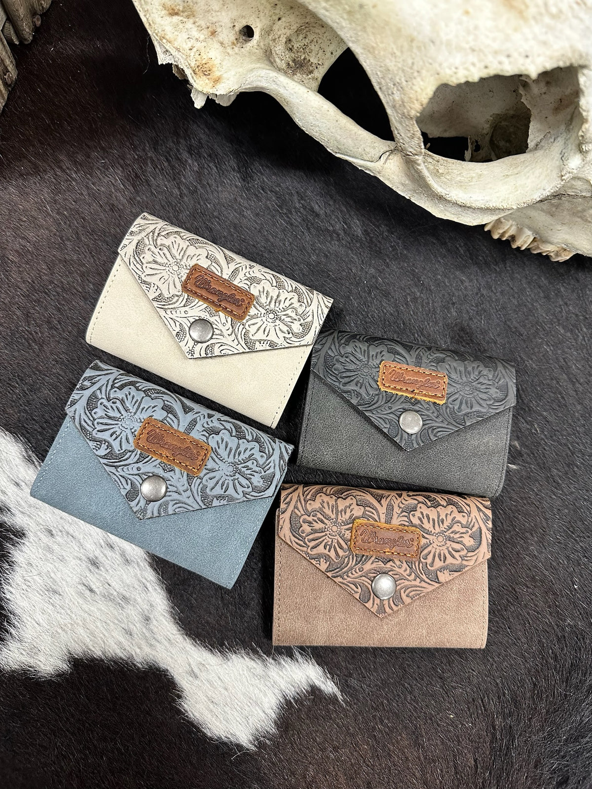 Wrangler Classic Tooled Mini Wallet