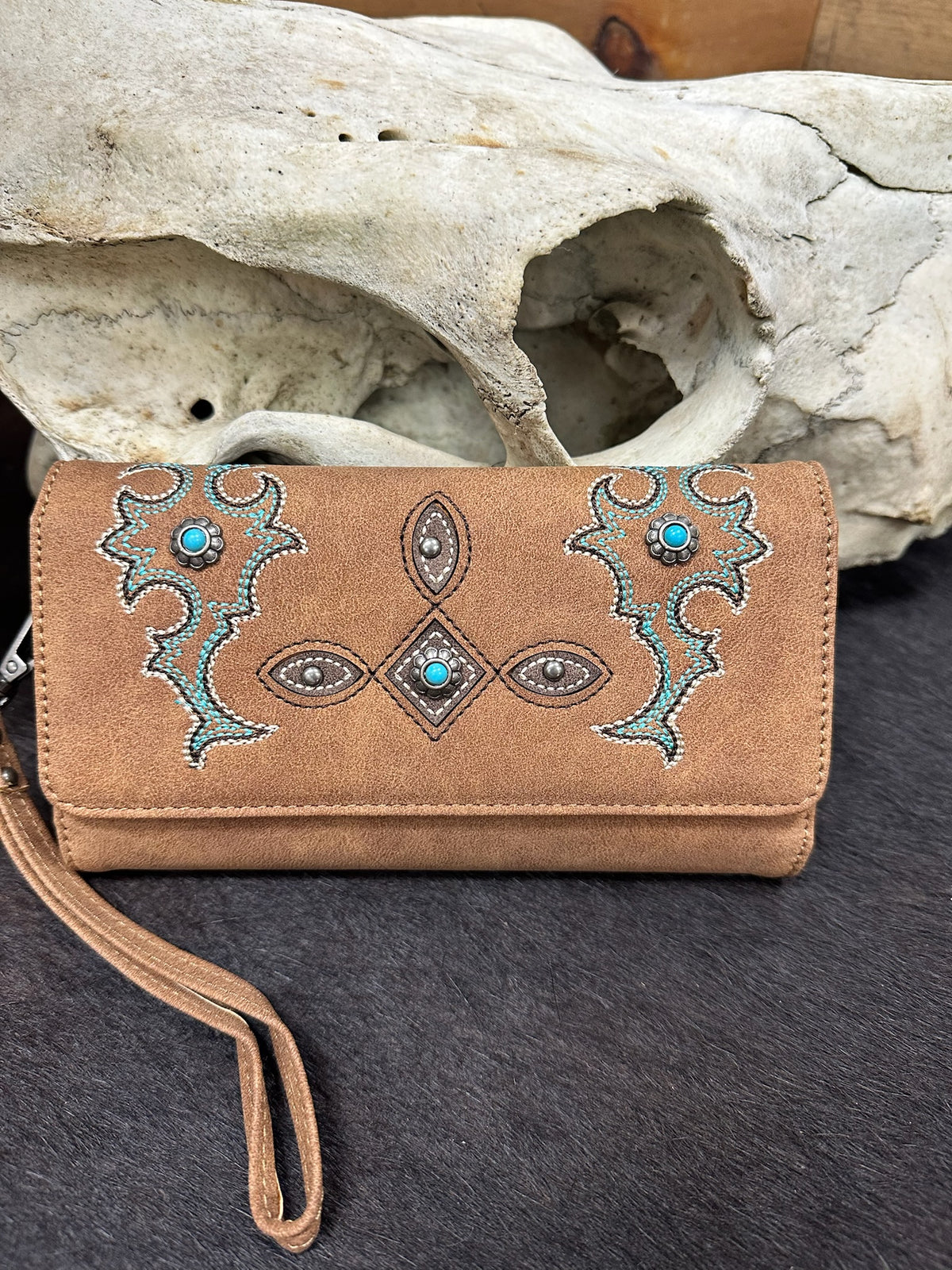 Montana West Turquoise Elegance Wristlet Clutch