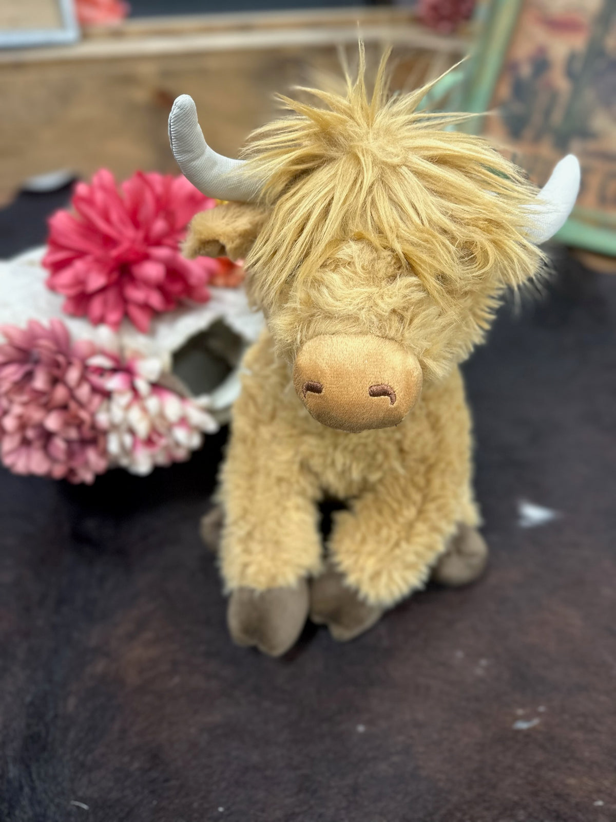 Highland Cow Stuffed Animal – The Petting Zoo