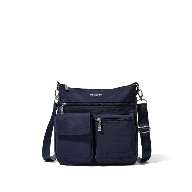 Baggallini Modern Everywhere Bag