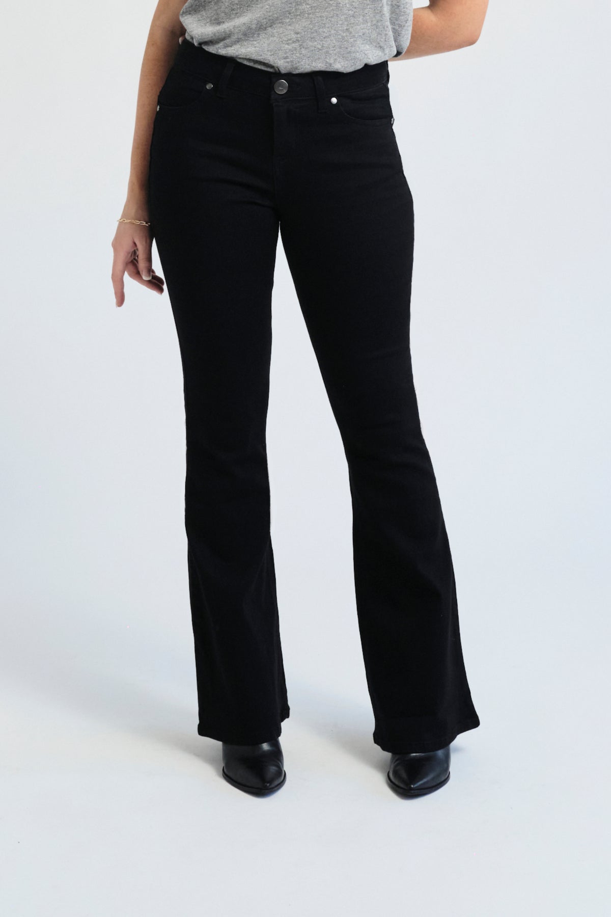 1822 Tall Black Mid-Rise Flare Jeans – 33" Inseam