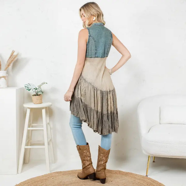 Front-Open Asymmetrical High Low Top